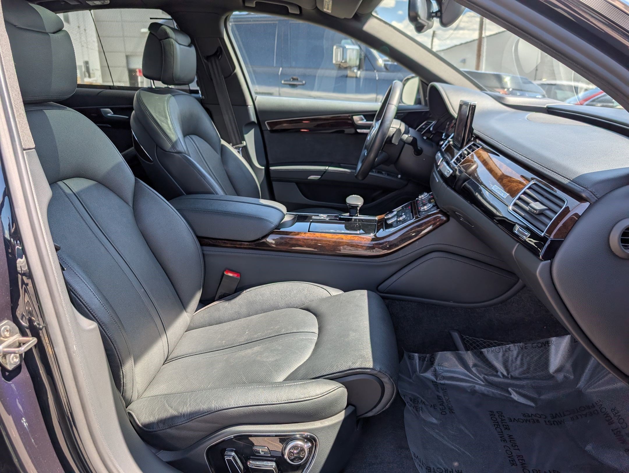 Used 2016 Audi A8 L TDI w/ Executive Package image 31