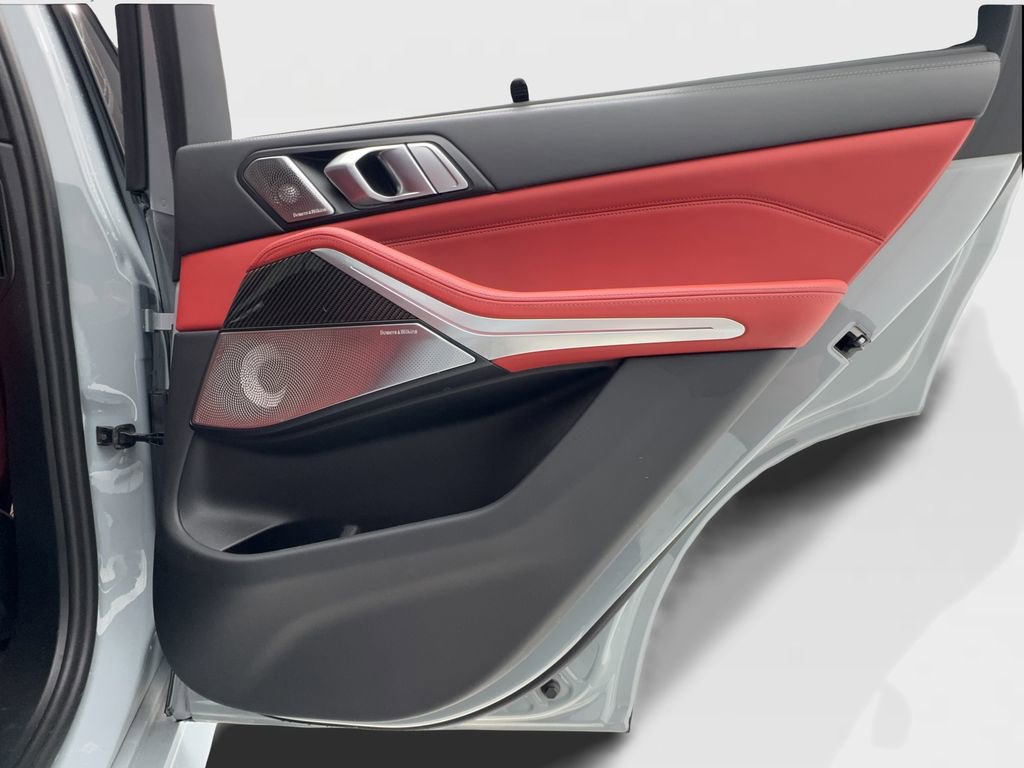 Used 2025 BMW X5 M Competition w/ Executive Package image 30