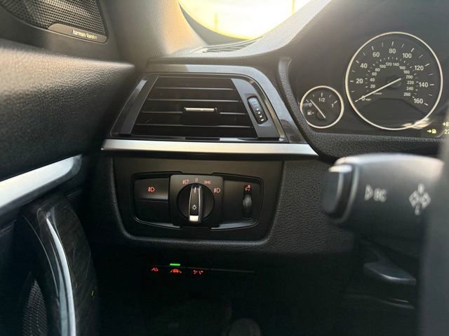 Used 2015 BMW 335i Gran Turismo xDrive image 19