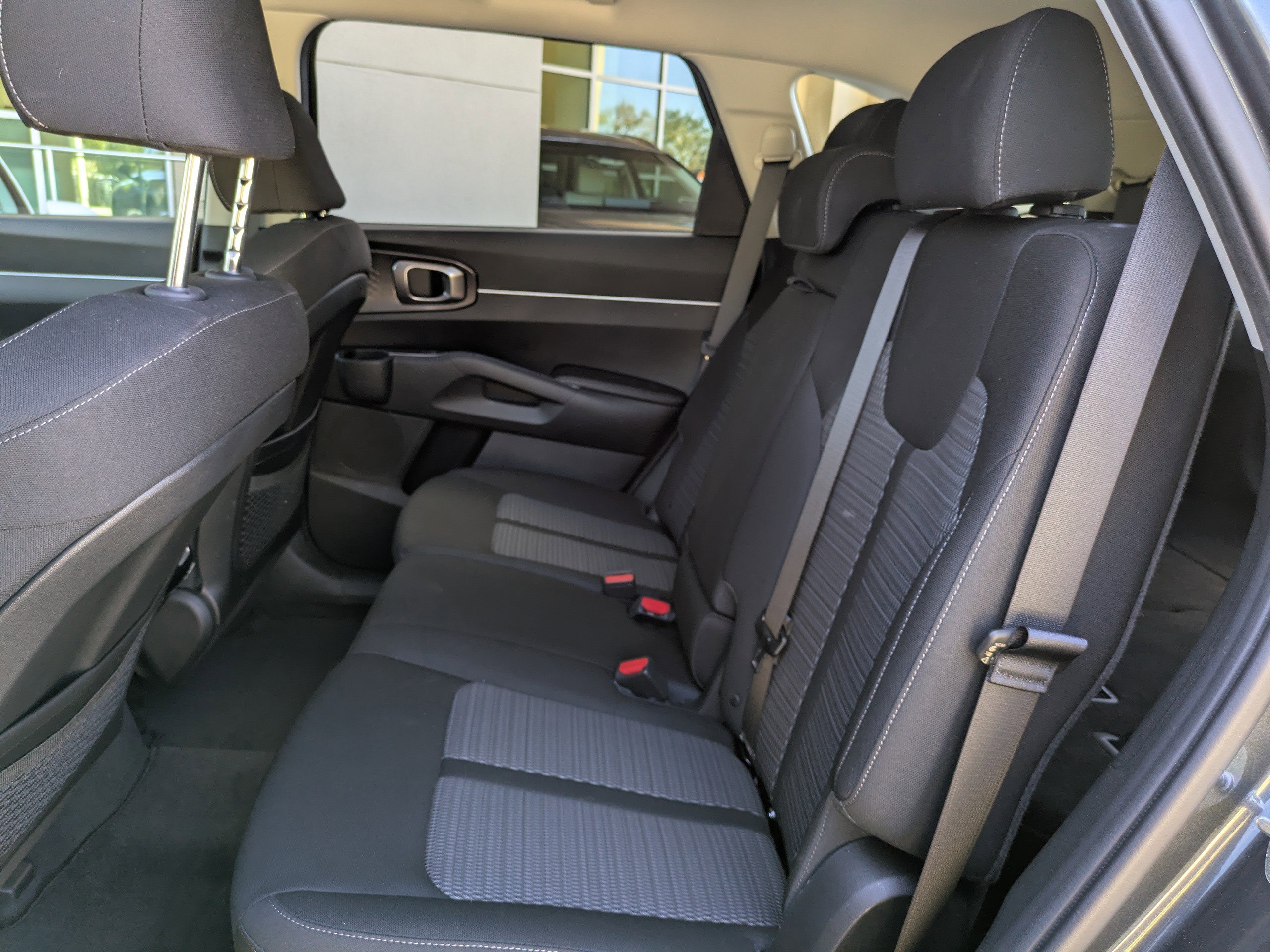 Used 2023 Kia Sorento LX image 16