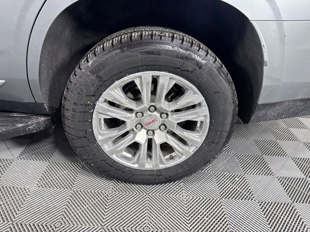 Used 2024 GMC Yukon Denali image 11