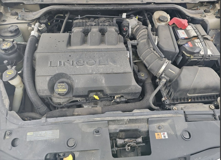 Used 2010 Lincoln MKS 3.7L FWD image 13