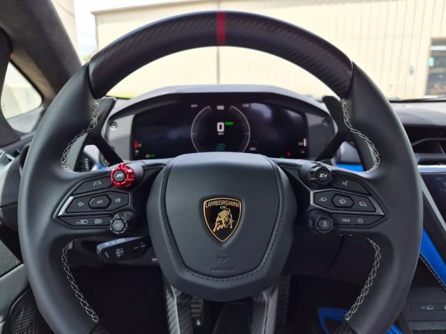 Used 2026 Lamborghini Temerario AWD/4WD image 19