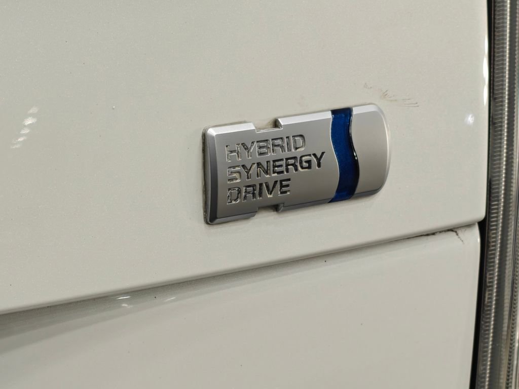 Used 2013 Toyota Prius Two image 31