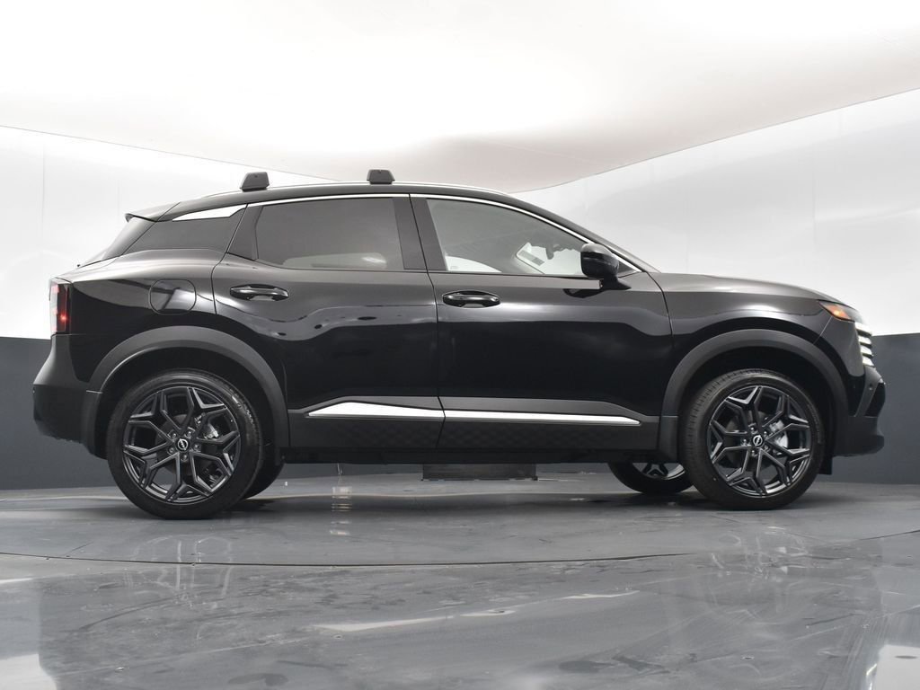 New 2026 Nissan Kicks SR w/ Illumination Package AWD/4WD image 44