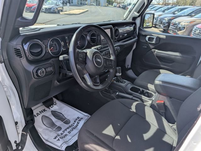 Used 2022 Jeep Gladiator Sport AWD/4WD image 11