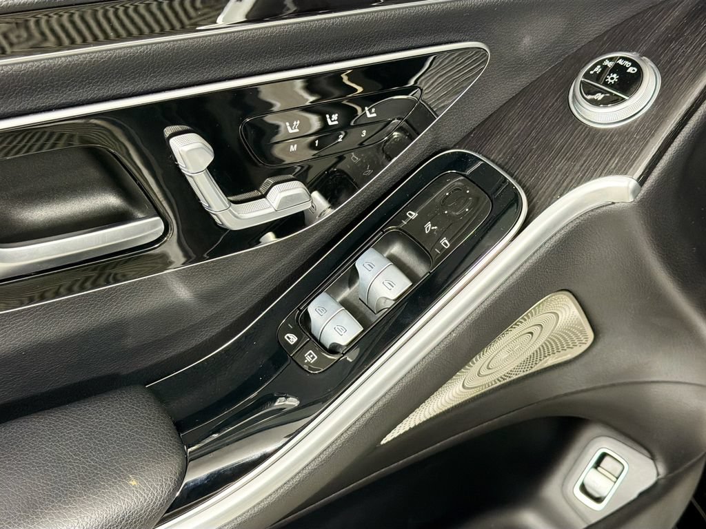 Used 2023 Mercedes-Benz S 500 4MATIC image 18