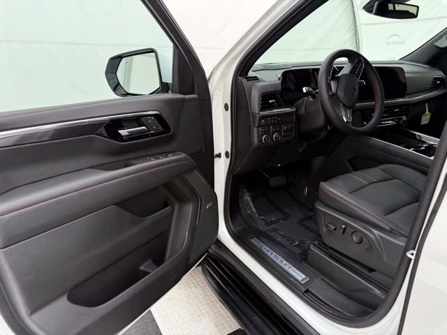 New 2025 Chevrolet Suburban RST w/ RST Capability Package image 36
