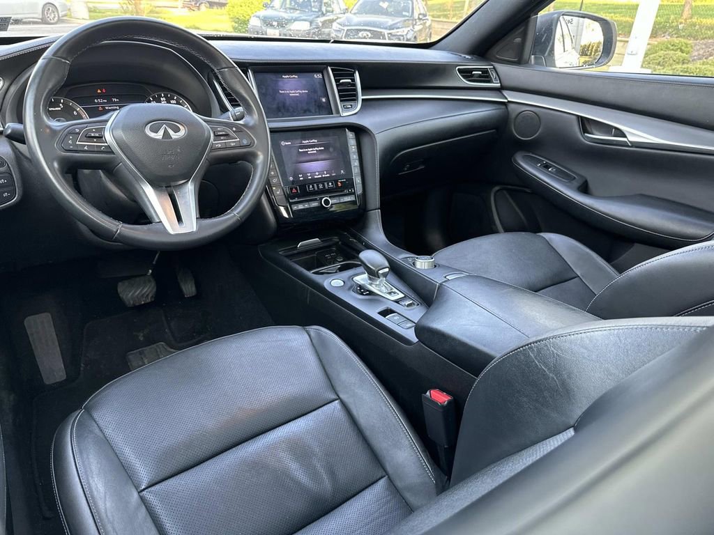 Used 2022 INFINITI QX50 Luxe w/ Appearance Package AWD/4WD image 11
