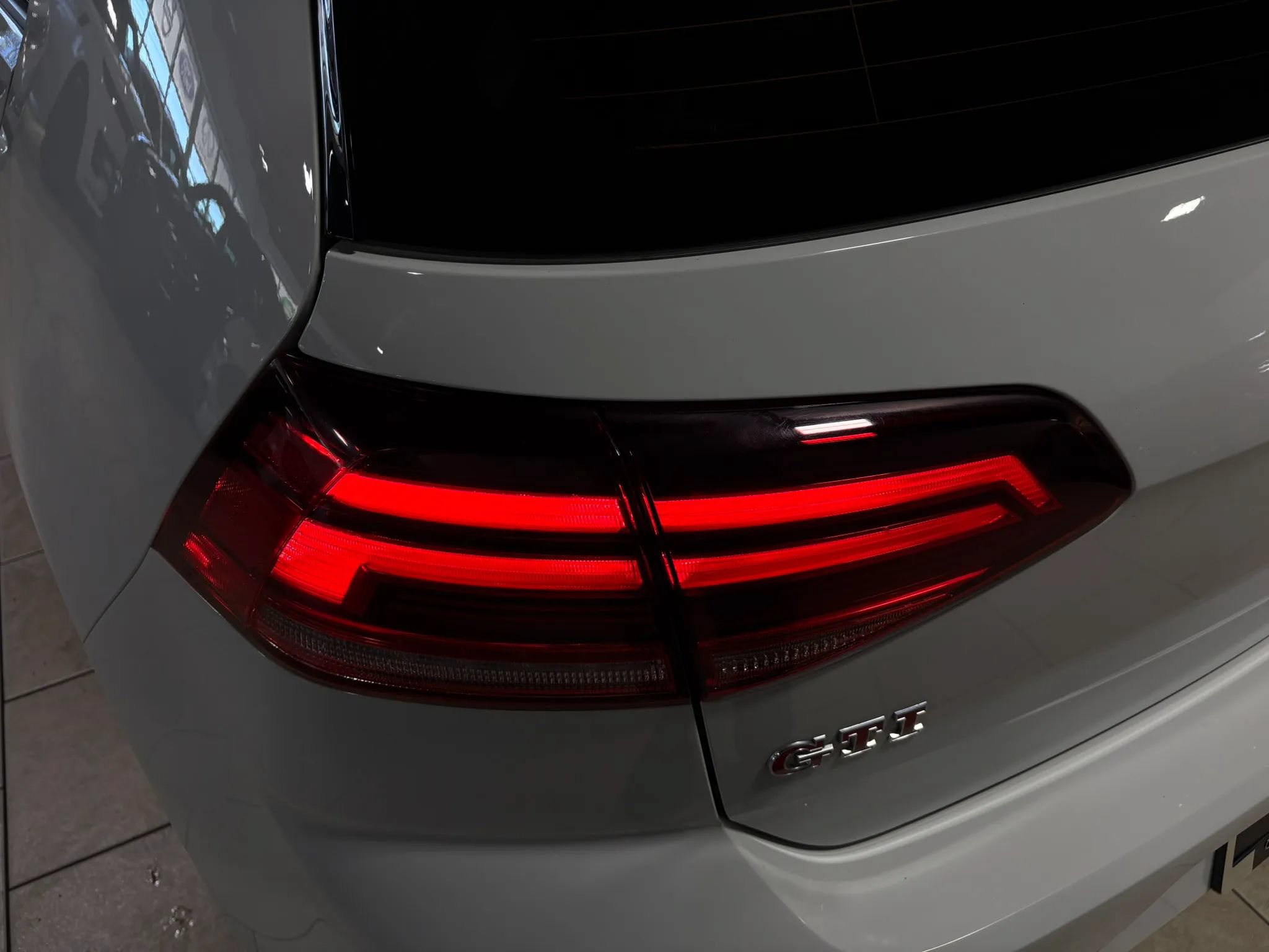 Used 2019 Volkswagen GTI S FWD image 32