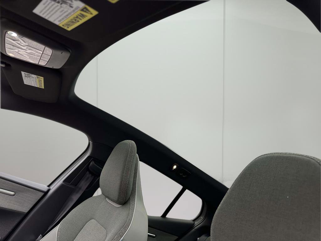 New 2026 Volvo EX30 Cross Country Ultra w/ Protection Package Premier AWD/4WD image 19