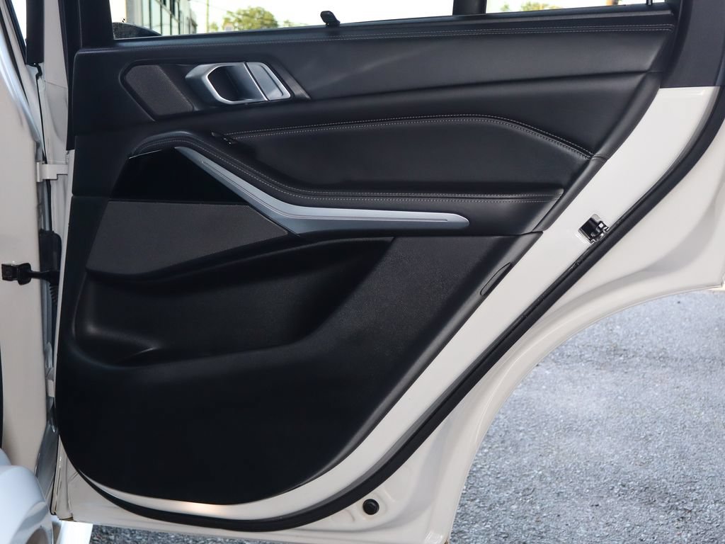 Used 2020 BMW X5 M50i w/ Executive Package AWD/4WD image 56