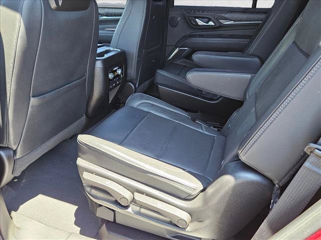 Used 2023 GMC Yukon Denali AWD/4WD image 15