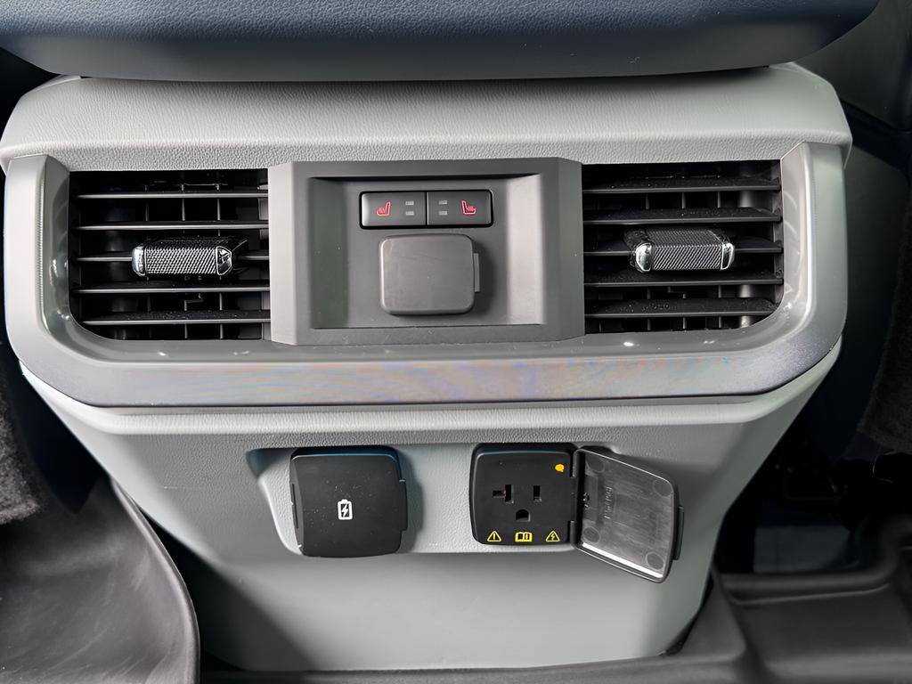 Used 2021 Ford F150 Limited AWD/4WD image 38