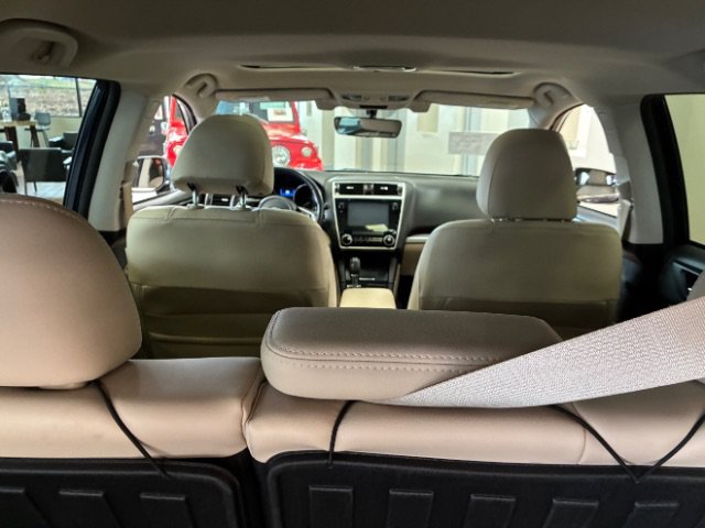 Used 2018 Subaru Outback 2.5i Limited AWD/4WD image 15