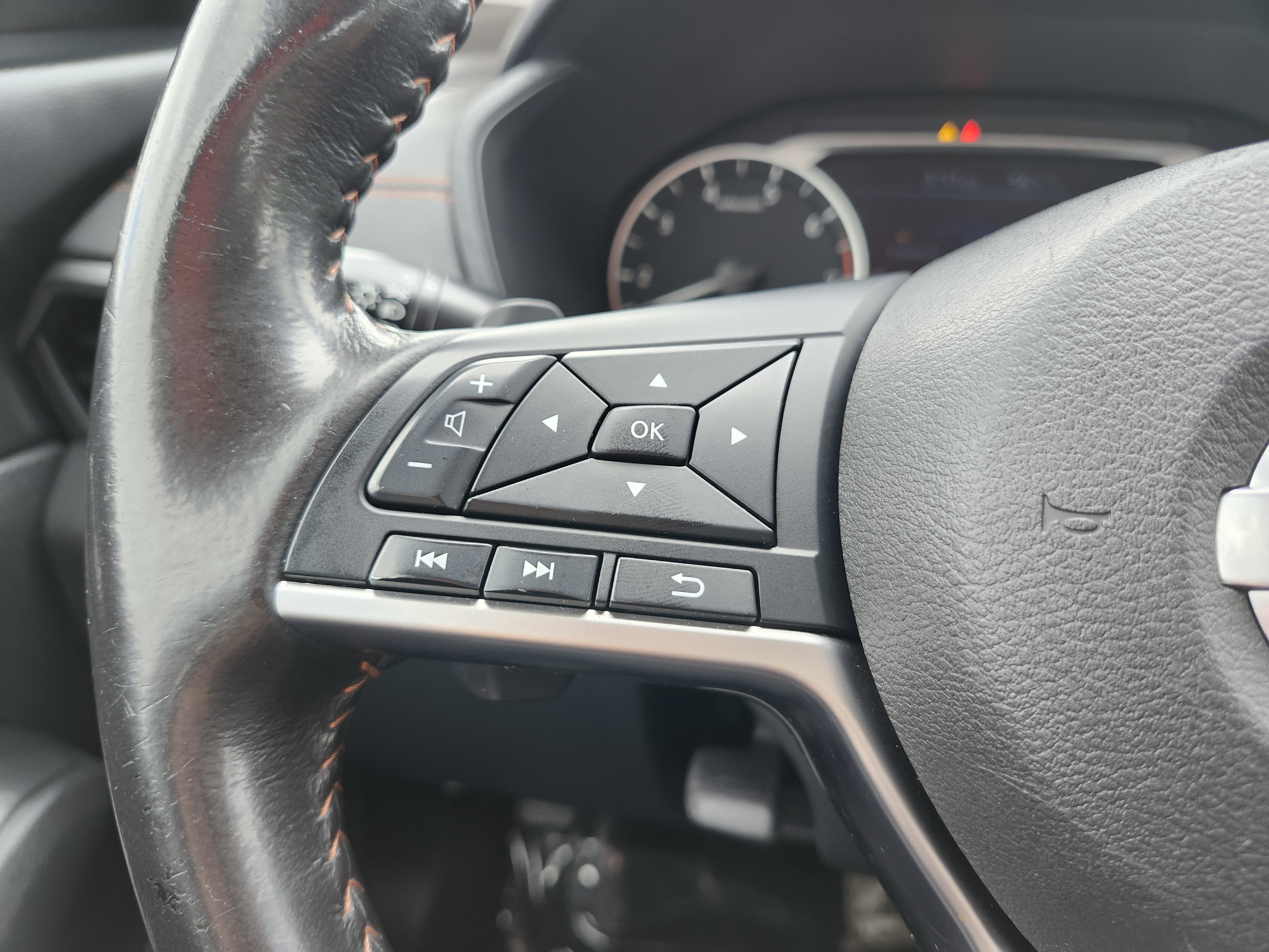 Used 2022 Nissan Altima 2.5 SR FWD image 33