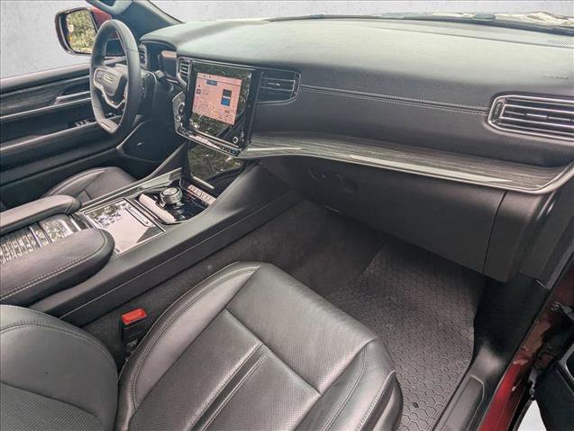 Used 2022 Jeep Wagoneer Series II RWD image 18
