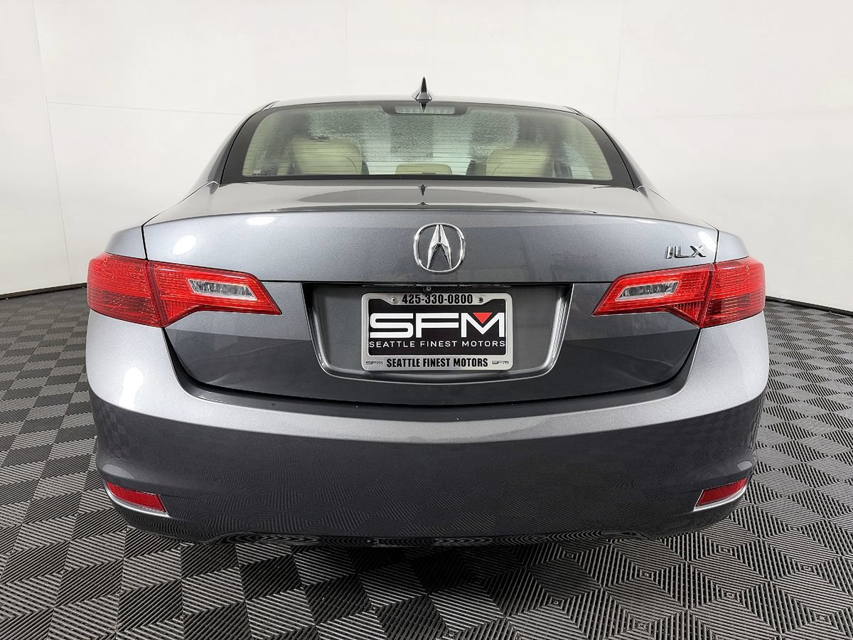 Used 2014 Acura ILX w/ Technology Package FWD image 10