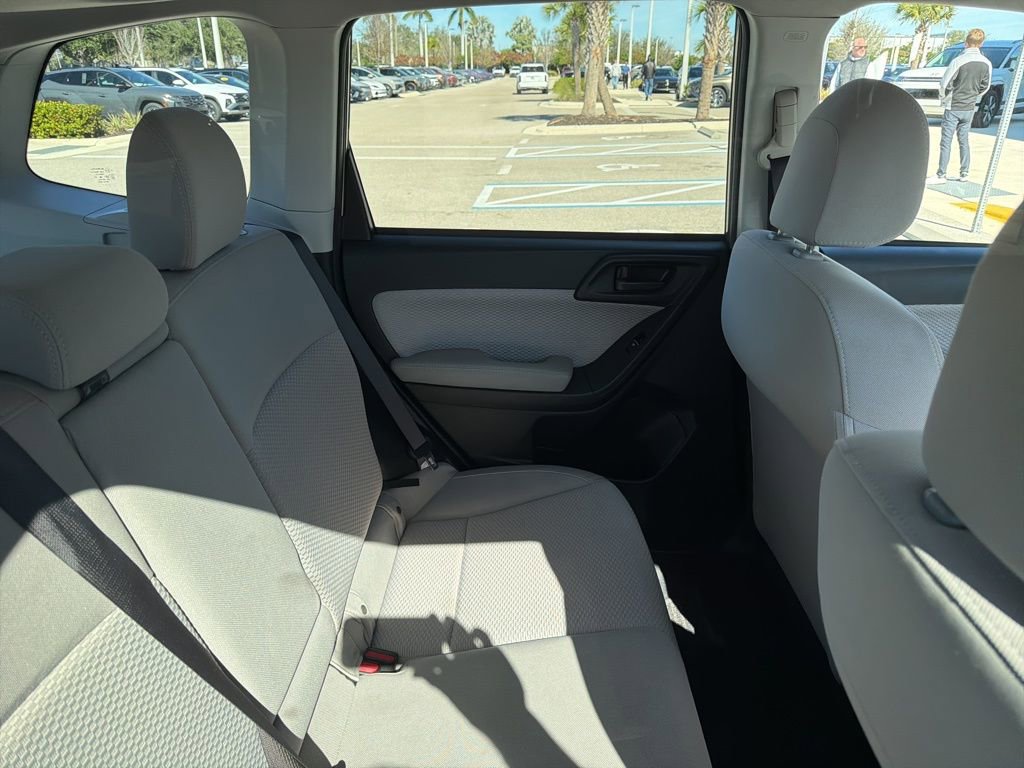 Used 2017 Subaru Forester 2.5i Premium w/ All-Weather Package image 6