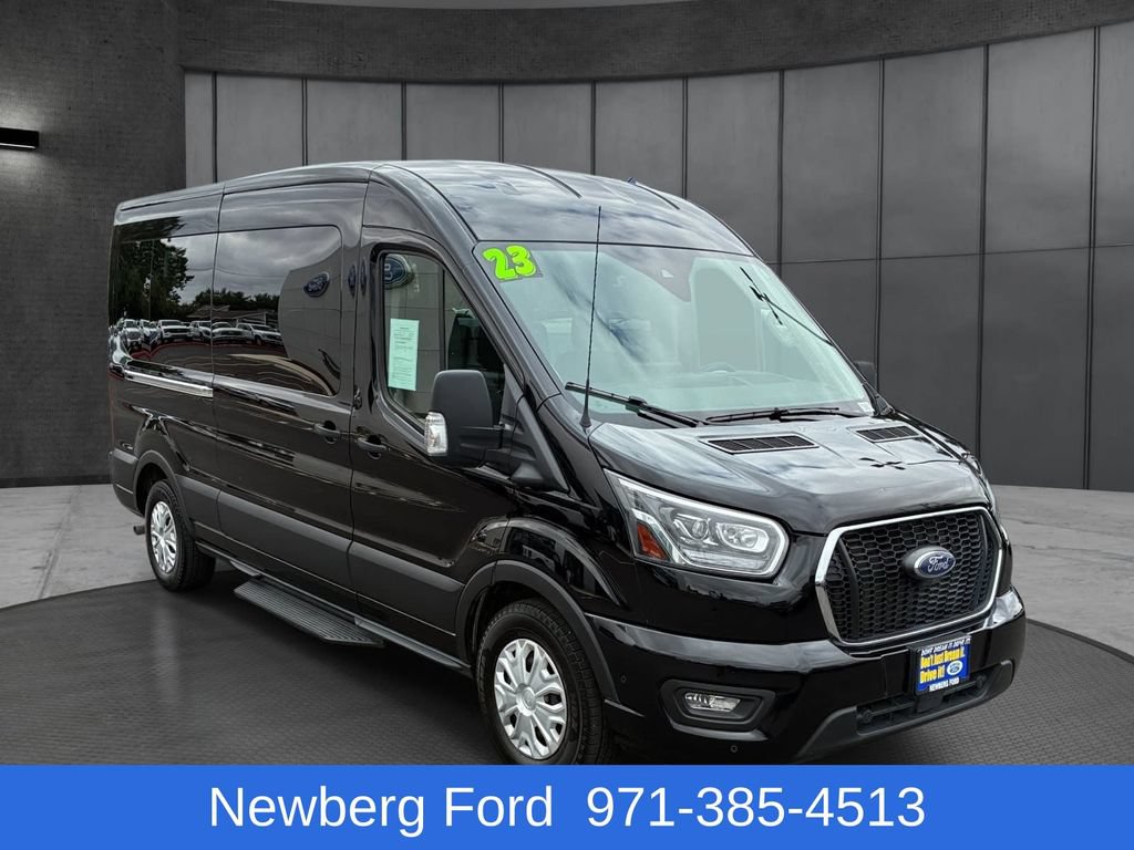Used 2023 Ford Transit 350 XLT RWD image 3