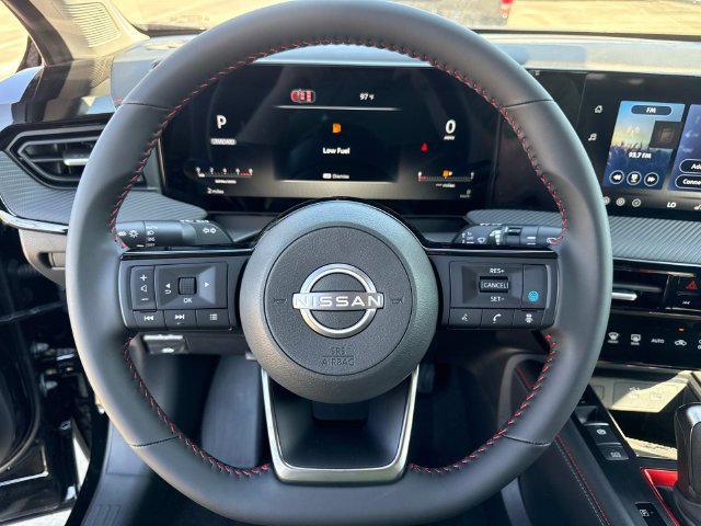 New 2027 Nissan Kicks SR FWD image 24