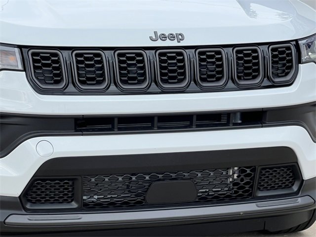 New 2026 Jeep Compass Latitude image 37
