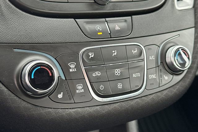 Used 2022 Chevrolet Malibu LT image 22