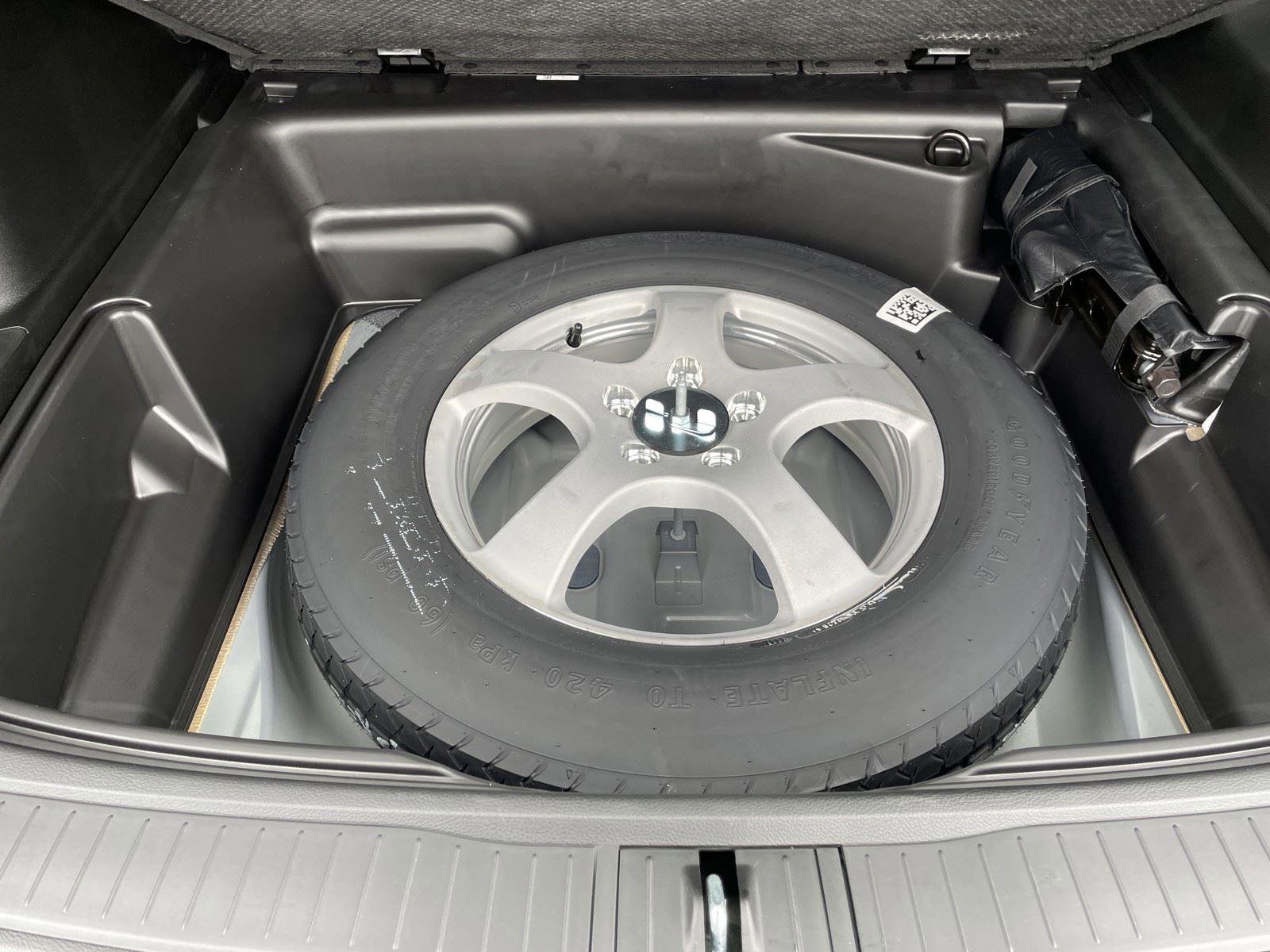 New 2025 Jeep Grand Cherokee Altitude image 36