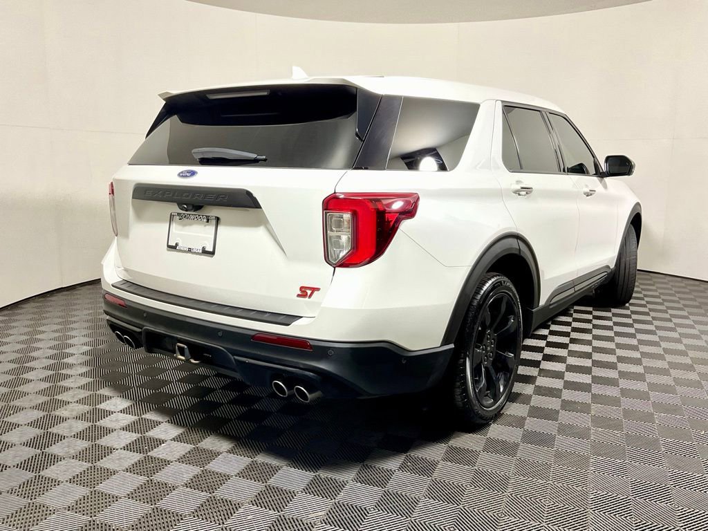 Used 2021 Ford Explorer ST w/ ST Street Pack image 17