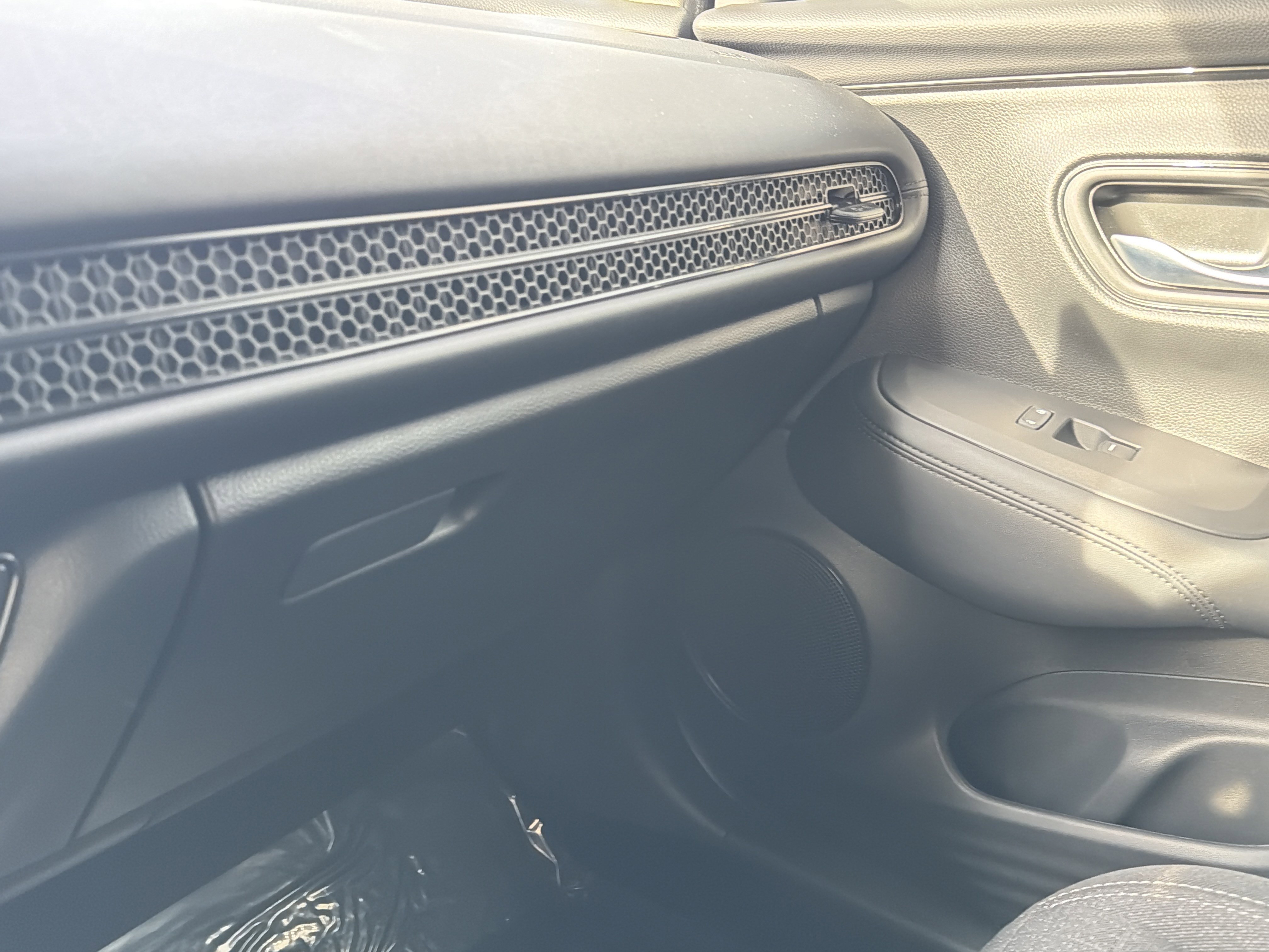 Used 2026 Honda HR-V LX image 32