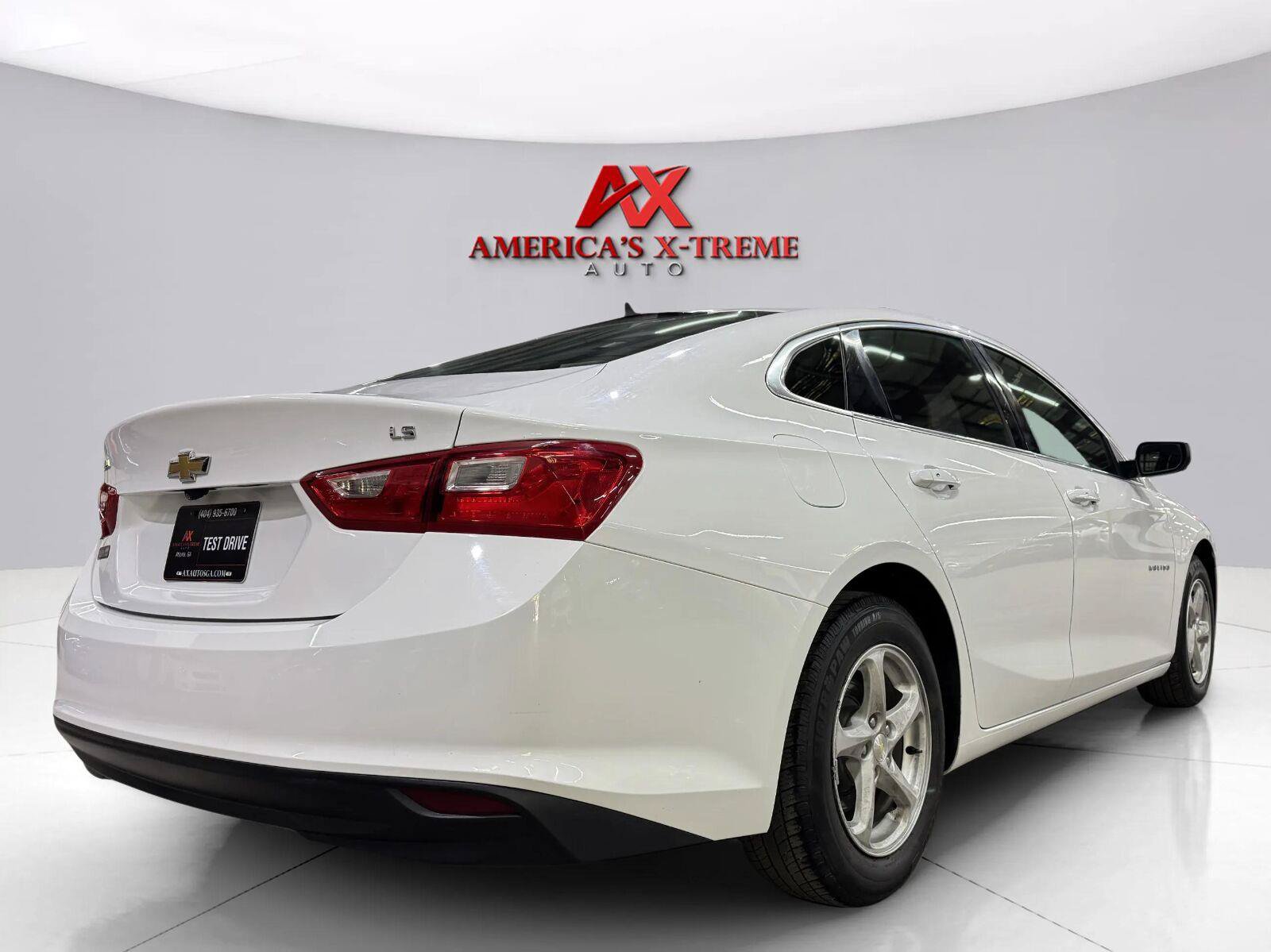 Used 2017 Chevrolet Malibu LS FWD image 8