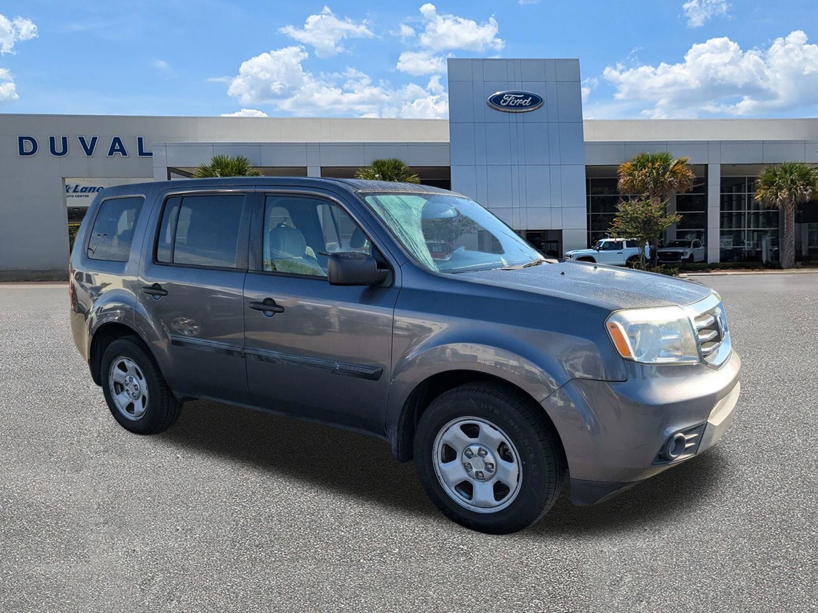 Used 2015 Honda Pilot LX image 2