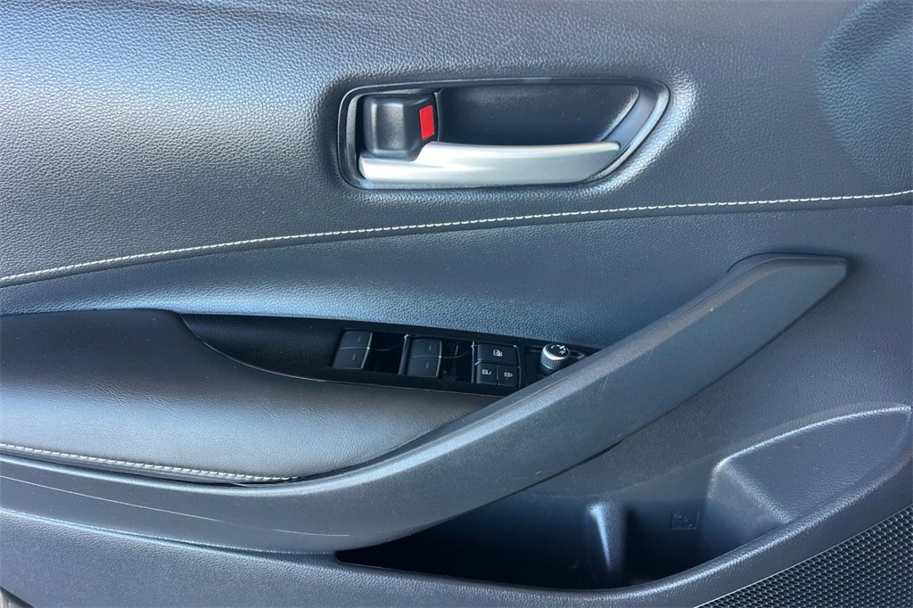 Used 2021 Toyota Corolla XSE image 13
