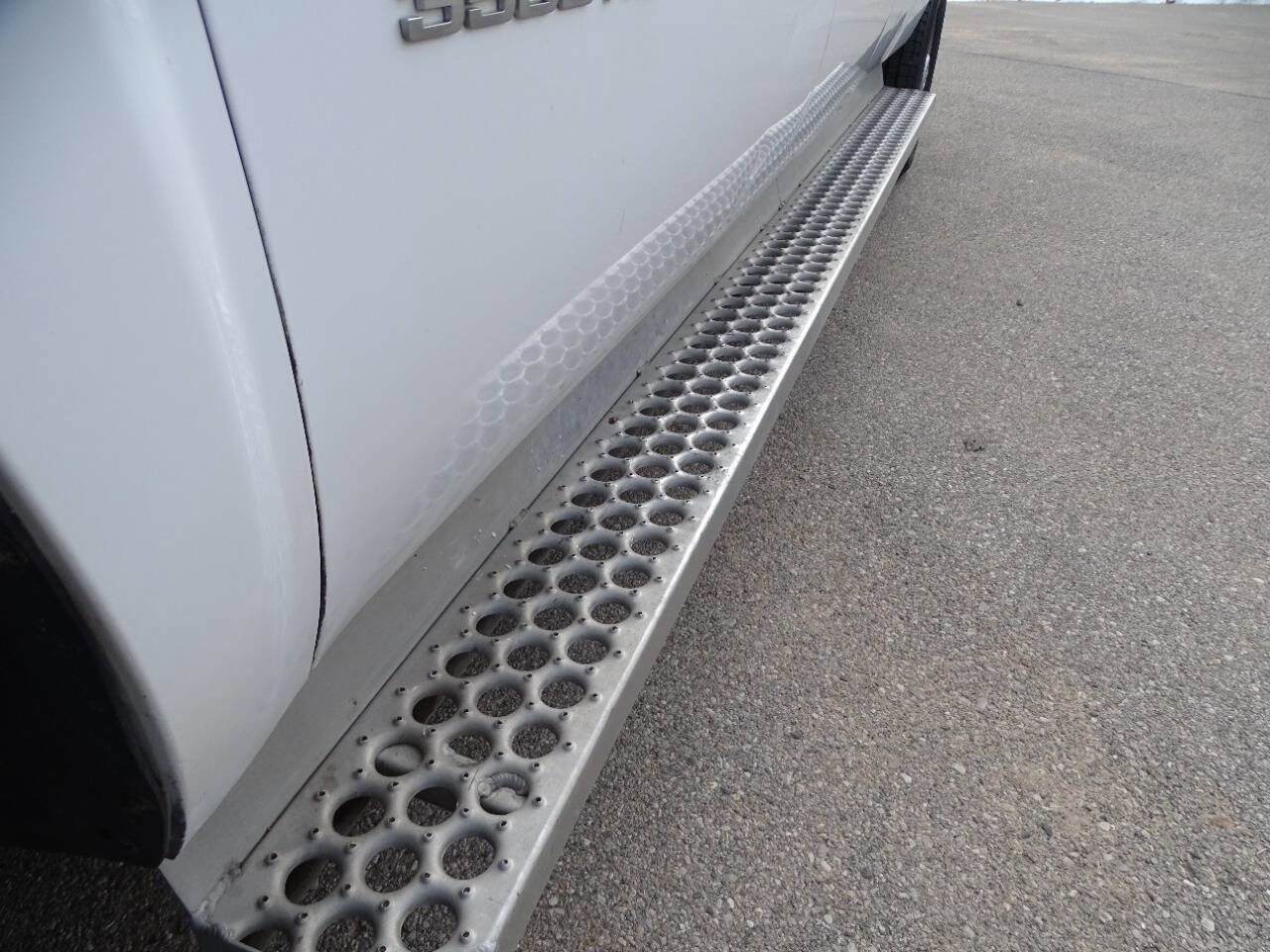 Used 2013 Chevrolet Silverado 3500 W/T image 32
