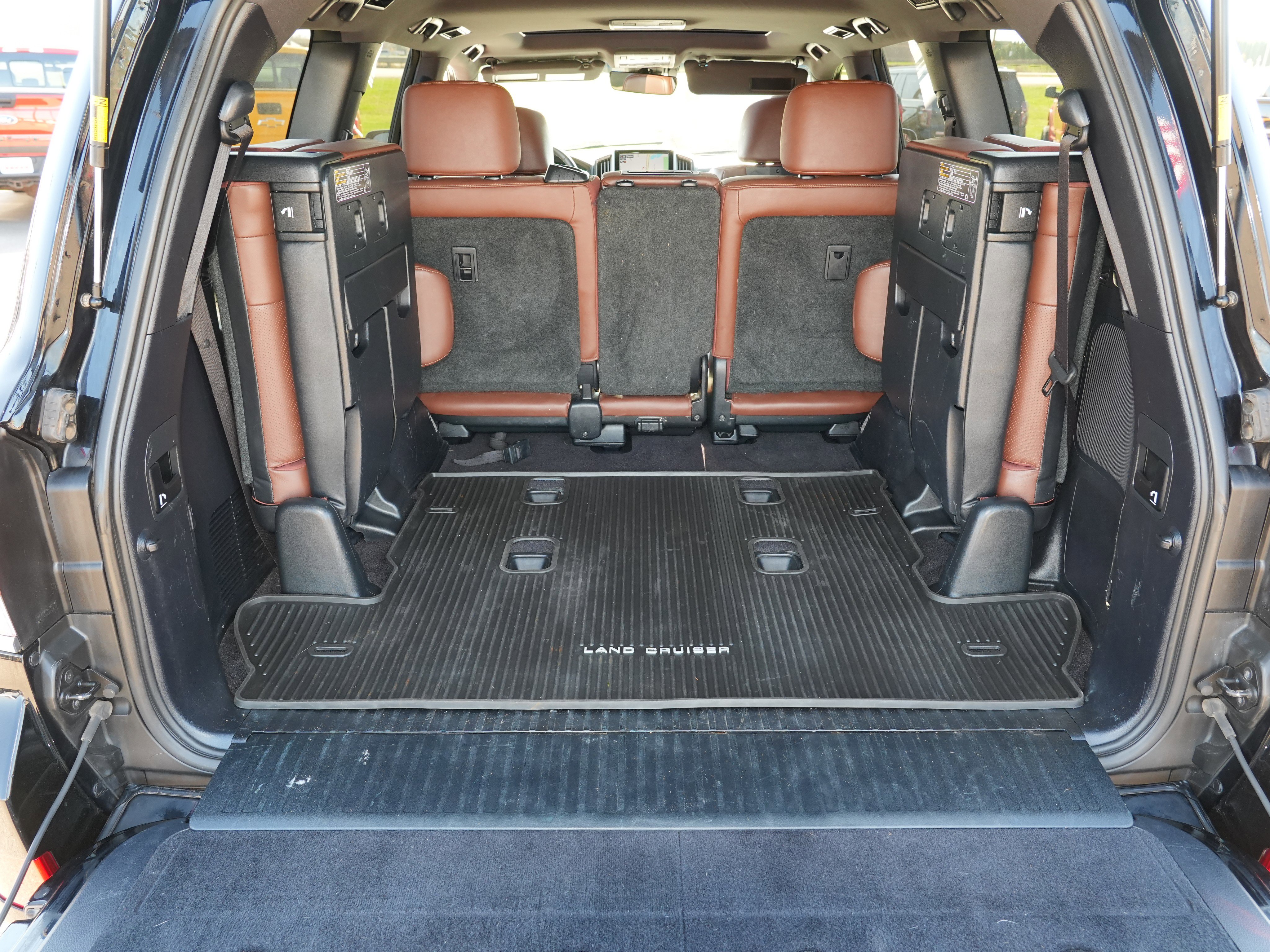 Used 2016 Toyota Land Cruiser AWD/4WD image 26