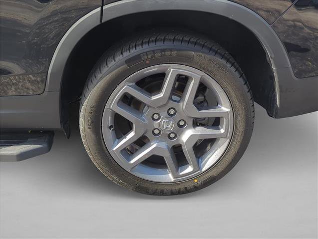 Used 2023 Honda Passport EX-L image 9