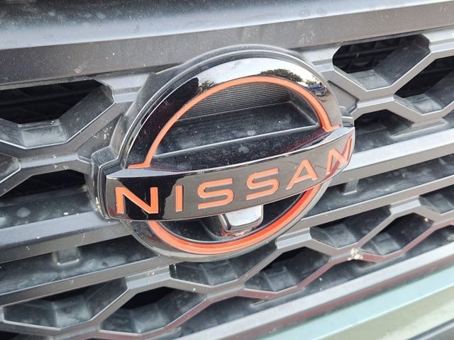 Used 2023 Nissan Frontier PRO-4X w/ Pro-4X Premium Package image 10