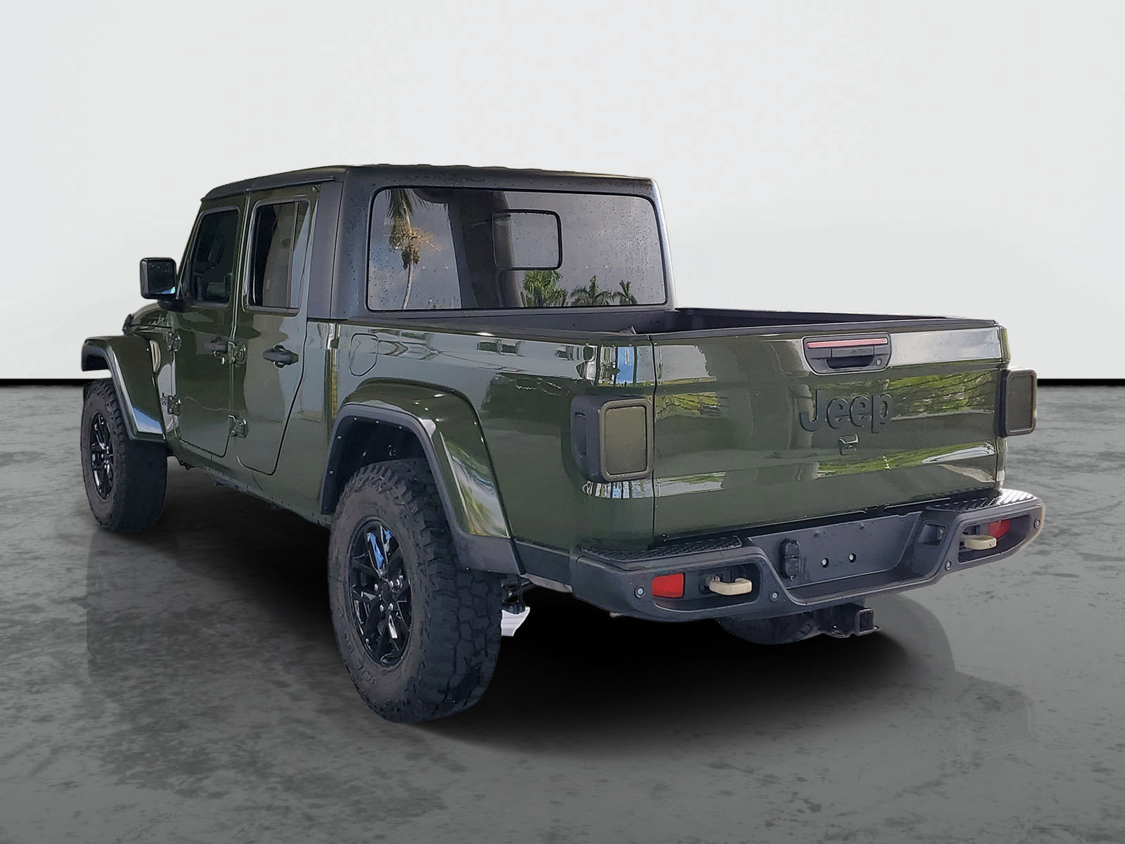 Used 2022 Jeep Gladiator Sport AWD/4WD image 3