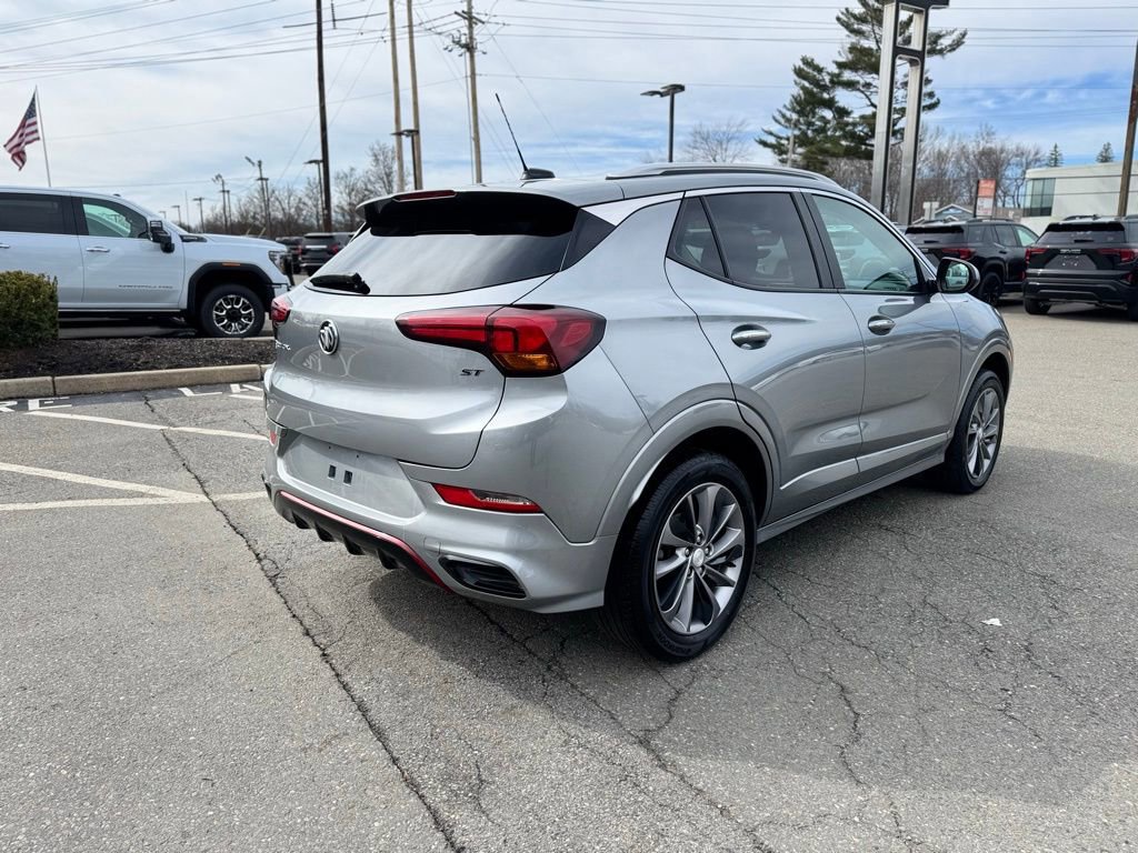 Used 2023 Buick Encore GX Select w/ Sport Touring Package image 7