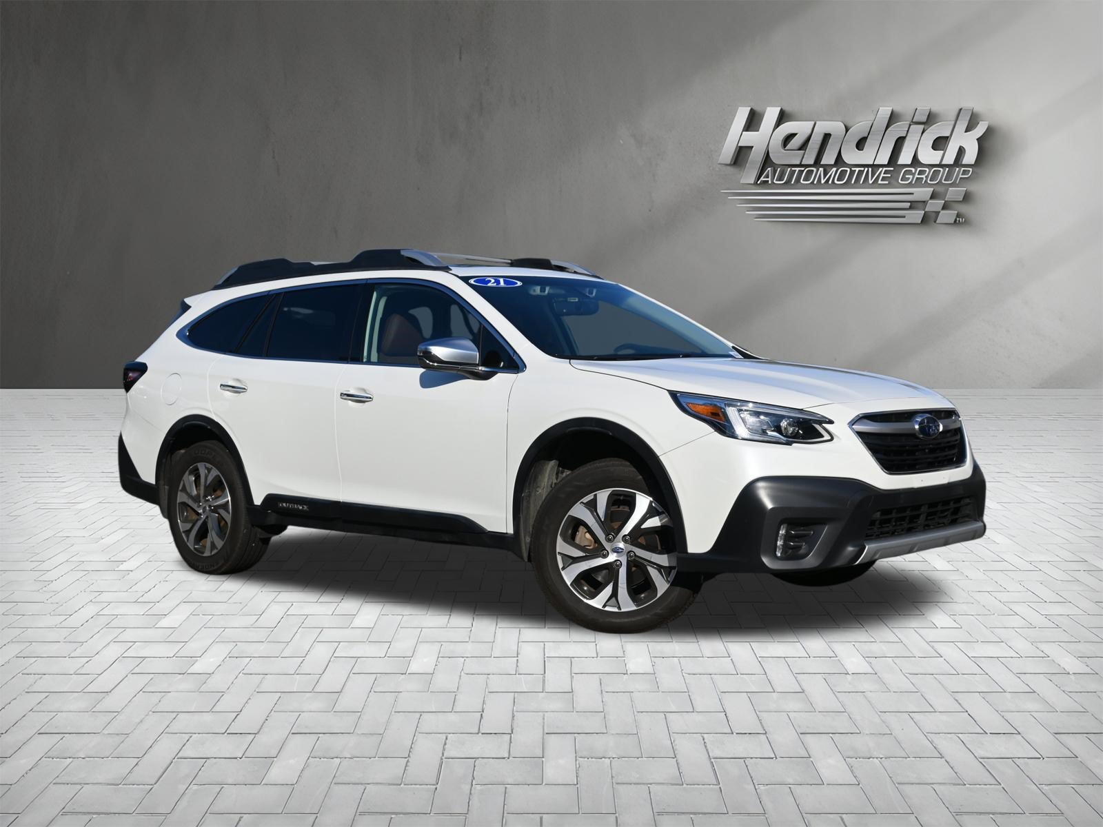 Certified 2021 Subaru Outback Touring w/ Popular Package #2 AWD/4WD image 2