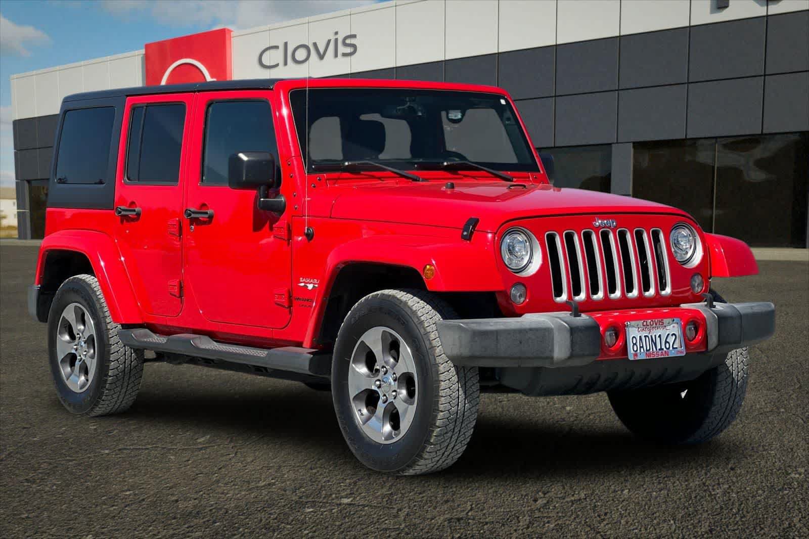 Used 2018 Jeep Wrangler Unlimited Sahara AWD/4WD image 10