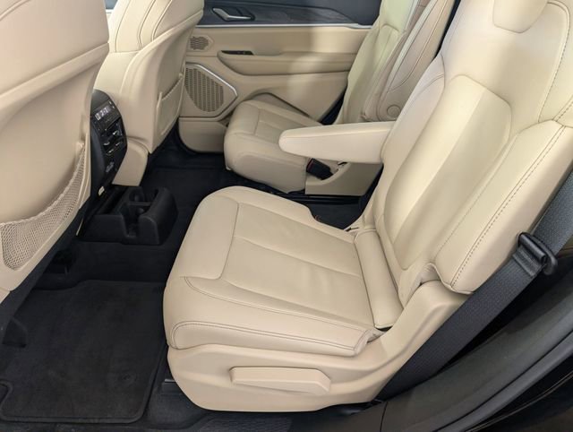 Certified 2022 Jeep Grand Cherokee L Limited image 3