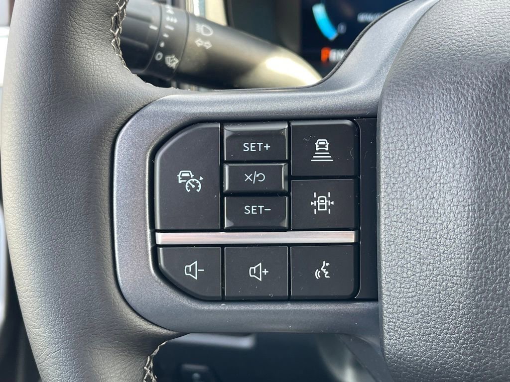 New 2026 Ford F350 Lariat w/ Black Appearance Package image 8