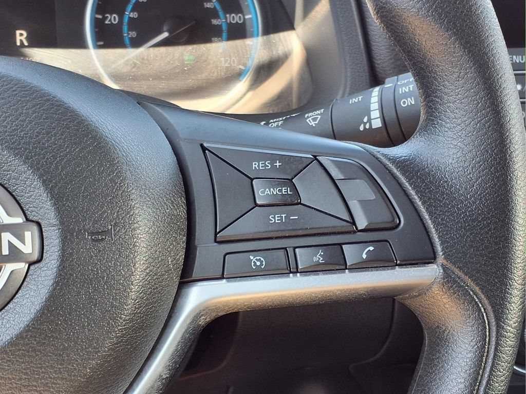 Used 2025 Nissan Leaf S FWD image 19