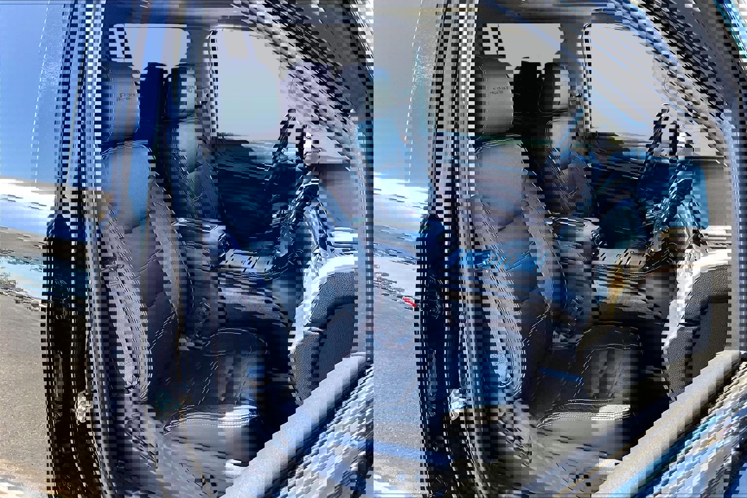 Used 2018 GMC Yukon XL Denali w/ Denali Ultimate Package image 5