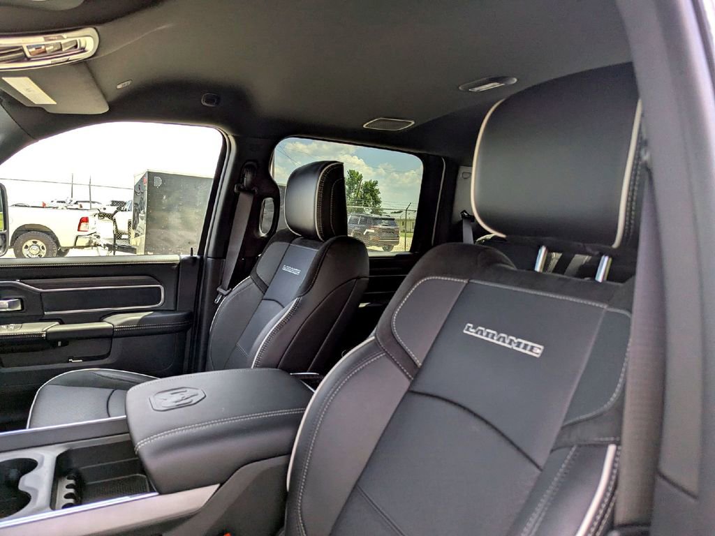 New 2026 RAM 3500 Laramie w/ Max Tow Package image 43