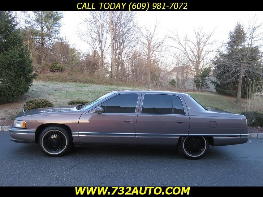 Used 1994 Cadillac De Ville Sedan FWD image 2