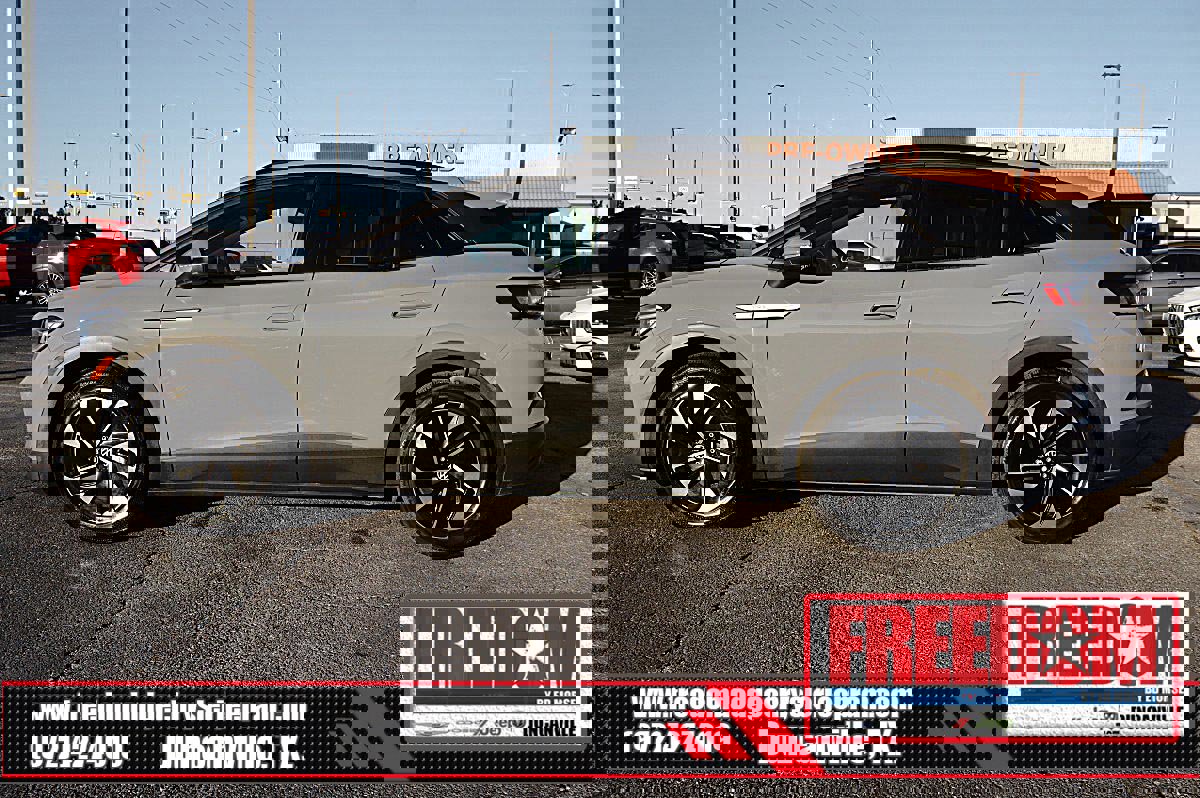 Used 2021 Volkswagen ID.4 Pro S w/ ID.4 Protection Package (IPT) image 2