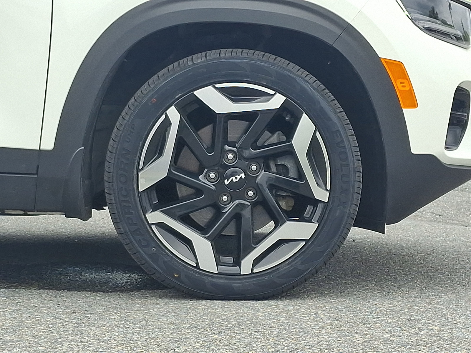 Certified 2024 Kia Seltos SX AWD/4WD image 8