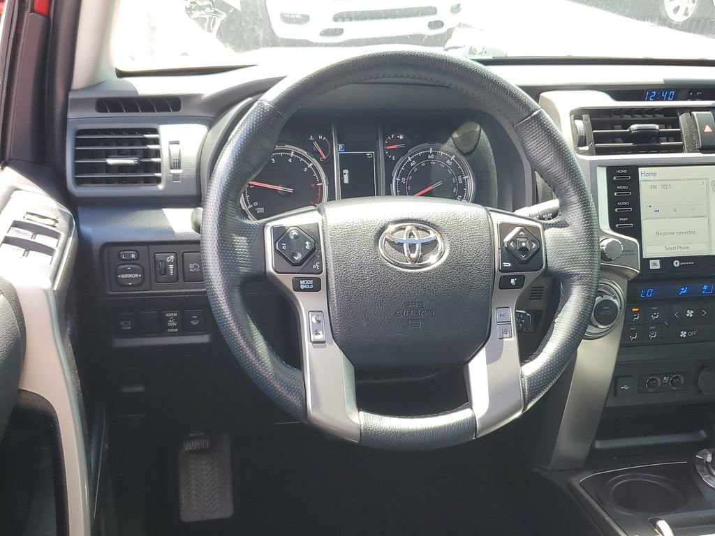 Used 2024 Toyota 4Runner Limited AWD/4WD image 10
